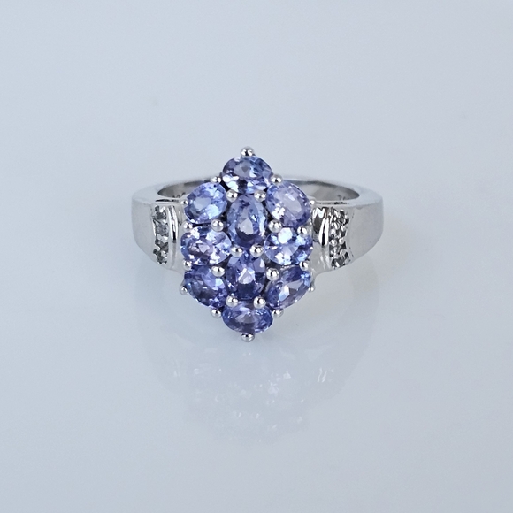 The Genuine Gemstone Company Jewelry - Divine AA Natural Tanzanite Cluster Ring w/ White Topaz Accents. ✨️ Size 6!